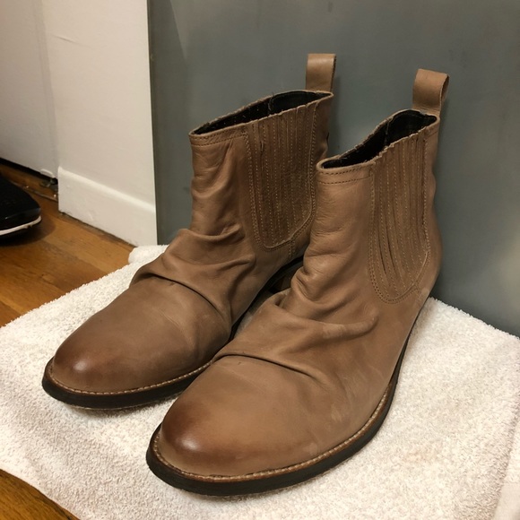 NEW TopShop ‘Ashton’ Distressed Chelsea-style Ankle Boots / Booties, size 9.5 - Picture 3 of 8